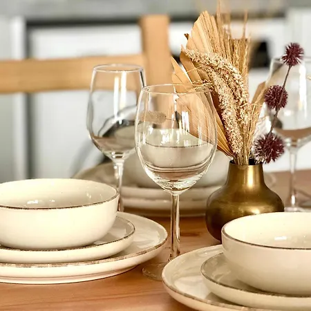 Appartamento Coastal 2br In Mackenzie Steps From By Cyprus Horizons *